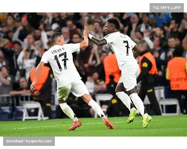 皇马暂时登顶西甲积分榜 多赛一轮情况下反超对手